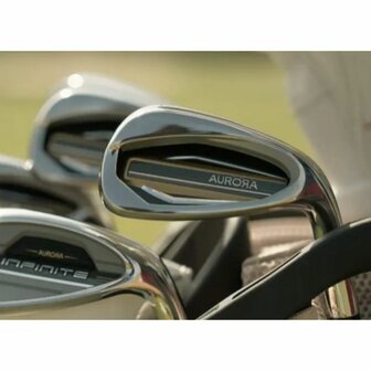 Wilson Staff Aurora Complete Dames Golfset